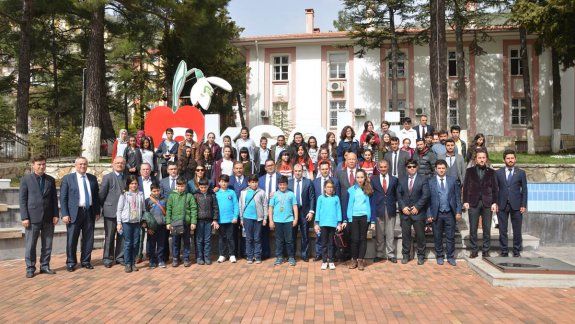 Ahmet Hamdi Akseki Anısına Liseler Genel Kültür Yarışması