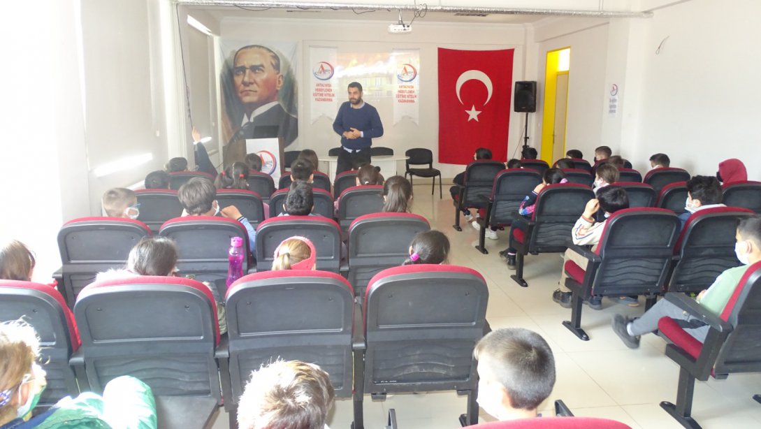 Emine-Ahmet Büküşoğlu Ortaokulu Afet Farkındalık Eğitimi