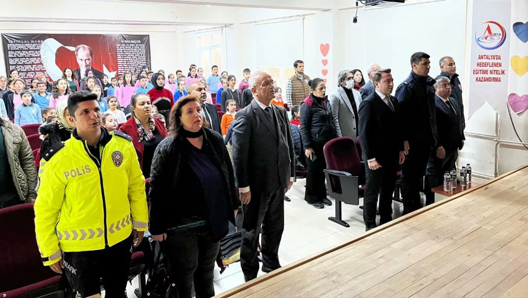 Sayın Kaymakamımız 12 Mart İstiklal Marşı'nın Kabulü ve Mehmet Akif Ersoy'u Anma Günü Programına Katıldı