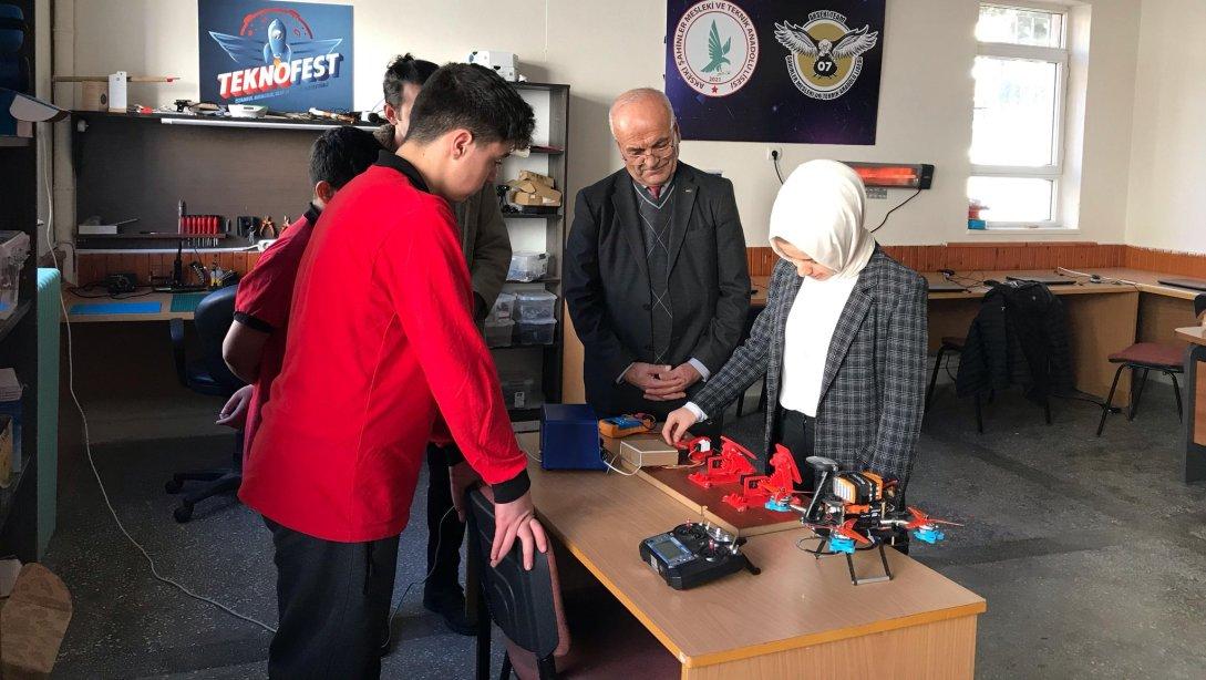 Kaymakamımız Sn. Saliha Karataş'tan Şahinler Mesleki ve Teknik Anadolu Lisesine Ziyaret